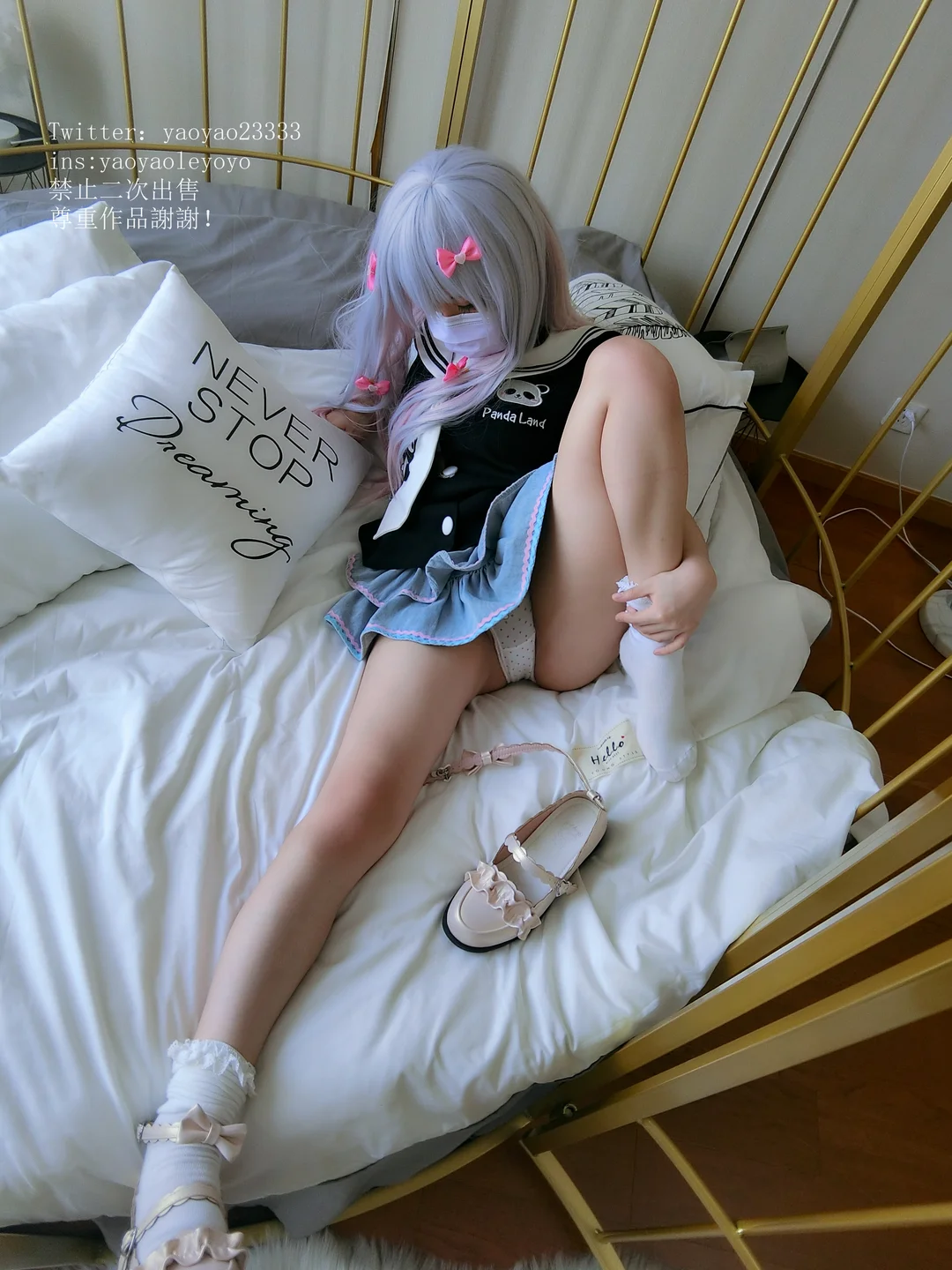 软妹摇摇乐摇摇乐yoyo_嫩足萝莉系_95P,5V_951MB tg@simisebaisi 【丝足阁】043.webp
